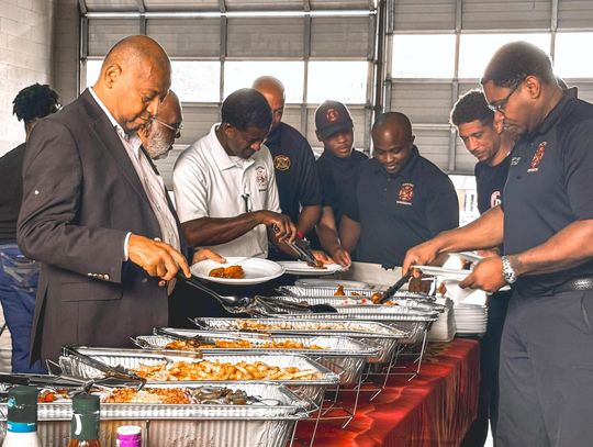 Canton celebrates law enforcement  appreciation week with gratitude and food
