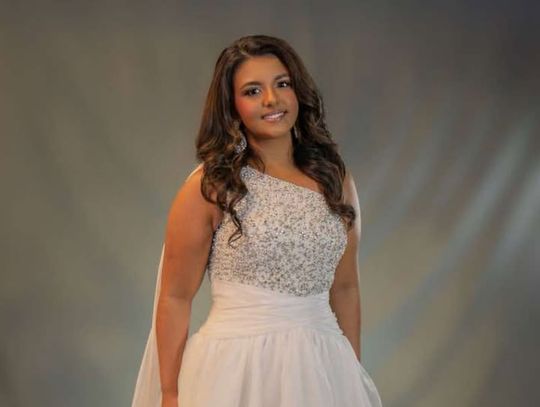 Canton student crowned Miss Teen Madison County