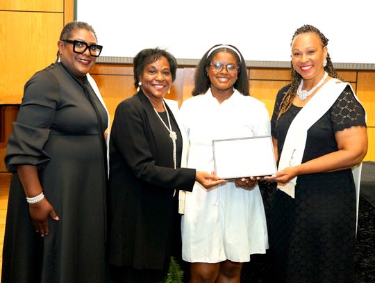 Huntley receives NCBW, Central MS Chapter scholarship