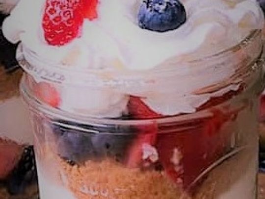Patriotic Cupcakes in Jar Is the perfect, easy Fourth of July dessert or take-home gift for guests.