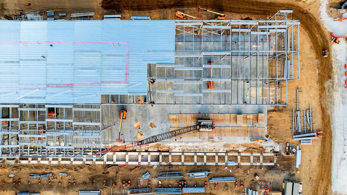 Amazon continues Mississippi expansion, announcing plans to invest a total of $25 billion across the Magnolia State Amazon continues Mississippi expansion, announcing plans to invest a total of $25 billion across the Magnolia State