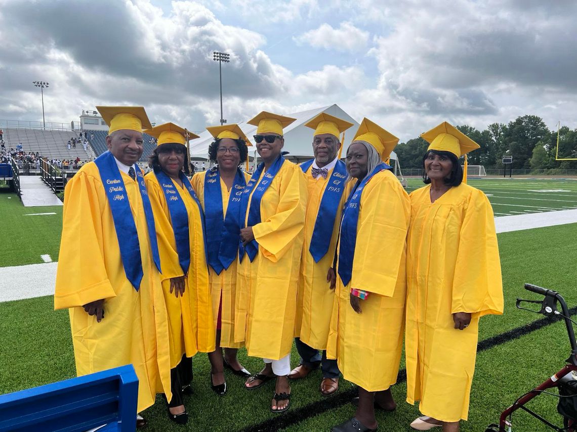 Master Sergeant Sam Young Jr., Dr. Marilyn Johnson-Luckett, Dr. Linda Williams-Taylor, Mary Griffin, James Ware, Erma Jackson West, and Dr. Ruth Evans-Bowen