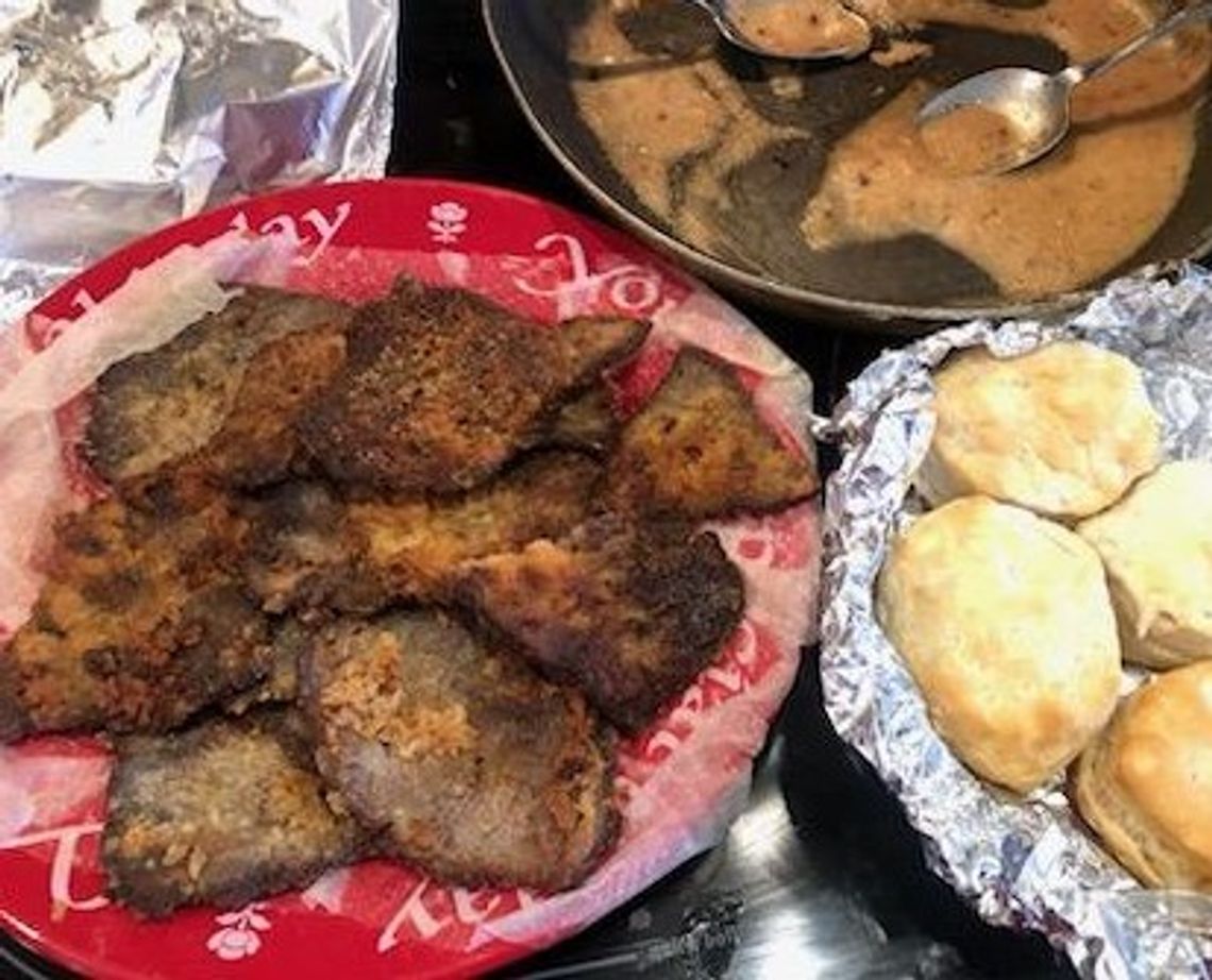 Kara's Sights & Bites: Gaither star, Mississippi native honors late mom with a new cookbook
