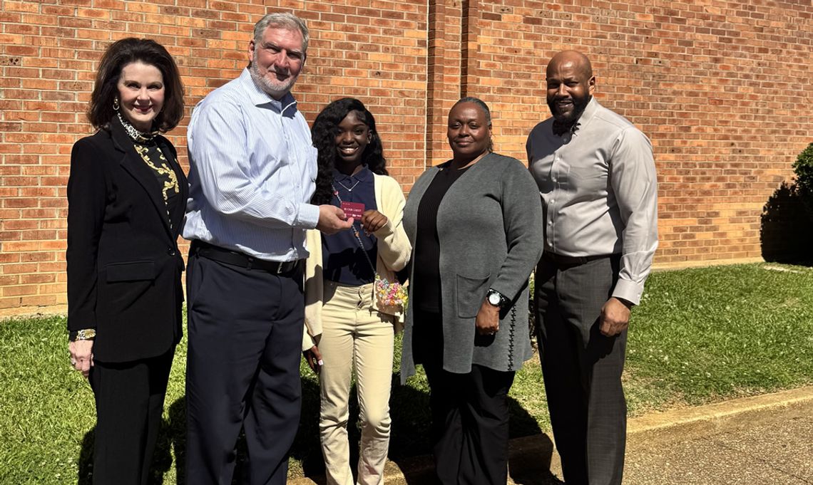 Pictured (l to r) are Jan Collins, MCBL&F; Charley Jones, WLBT news director; Za’Nyriah Prophet; instructor Juandria Brown; and director Michael Ellis.